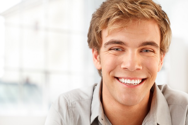Cosmetic Dentistry: Tooth Replacement Options